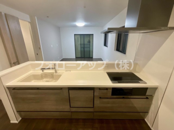 コンパクトなキッチンで掃除もラクラク