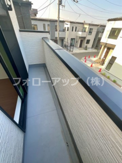 お洗濯にも便利なバルコニー付き