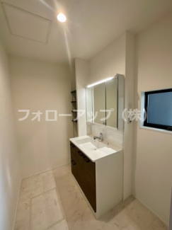 独立洗面化粧台付き