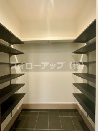 ちょっとした収納スペースも充実しています