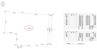 現況の東側境界より1ｍ分筆したラインが販売地になります。