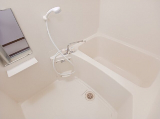 ゆったり過ごせるお風呂です