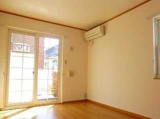 内装は落ち着いています