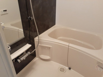 日々の疲れを癒すお風呂付です