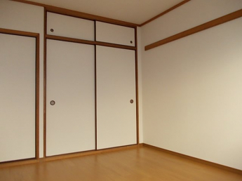 たっぷりとした収納スペースです