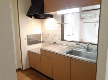 コンパクトなキッチンで掃除もラクラク