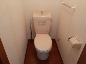 シンプルで使いやすいトイレです