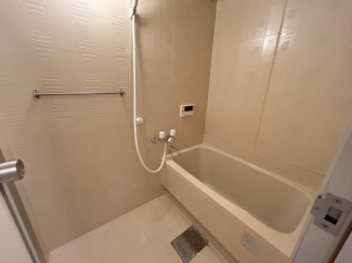 コンパクトで使いやすいお風呂です