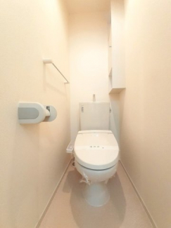 シンプルで使いやすいトイレです
