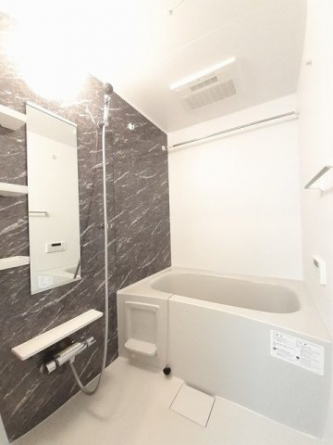 日々の疲れを癒すお風呂付です