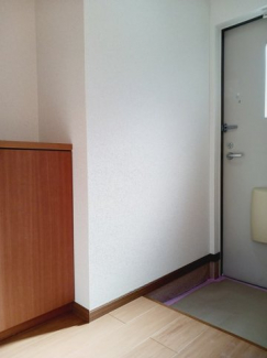 毎日通る玄関はこちらです