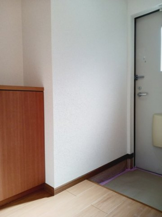 毎日通る玄関はこちらです