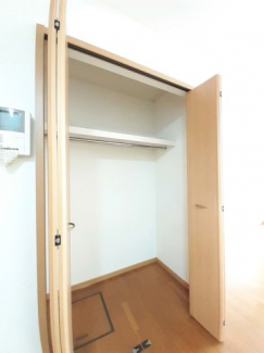 大きなスペースがあり、収納には困りません