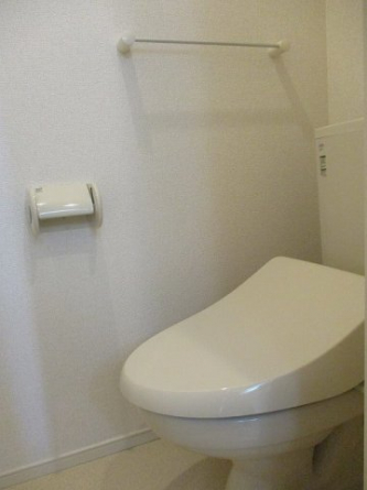 清潔感のあるトイレです