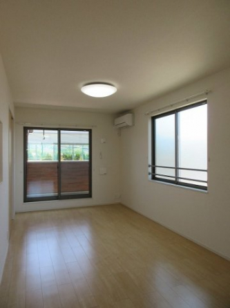 ゆったり過ごせるリビングです