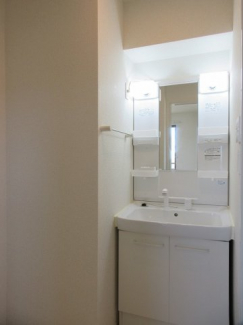 スペースが確保できる洗面所です