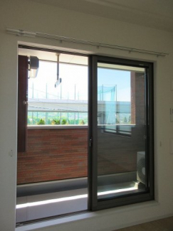 お洗濯にも便利なバルコニー付き