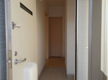 ゆったりとした玄関です