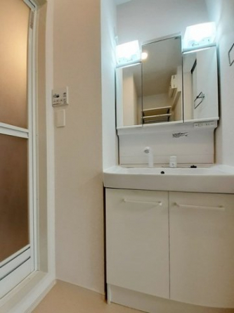 広い洗面スペース