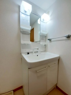 広い洗面スペース