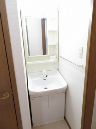 コンパクトで使いやすい洗面所