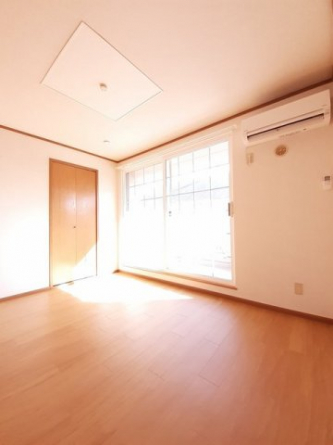 中はこのようになっています