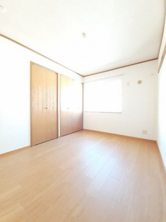 内装は落ち着いています