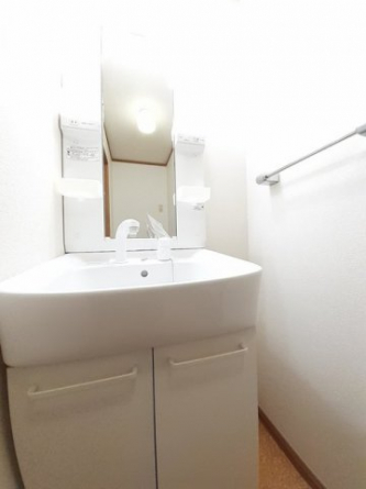 脱衣スペースもあります