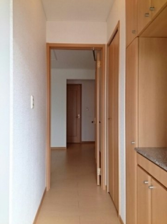 毎日通る玄関はこちらです