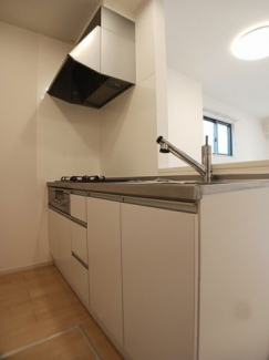 コンパクトなキッチンで掃除もラクラク
