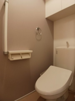 コンパクトで使いやすいトイレです