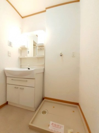 コンパクトで使いやすい洗面所