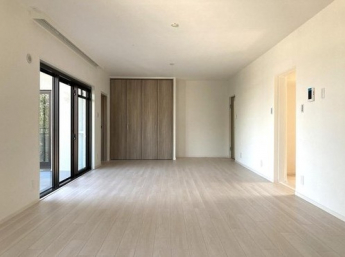 【居間・リビング】