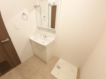 コンパクトで使いやすい洗面所