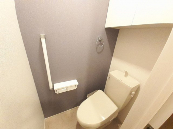 コンパクトで使いやすいトイレです