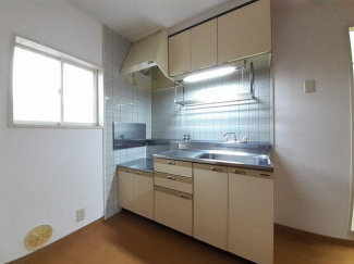 キッチンでお料理をお楽しみください