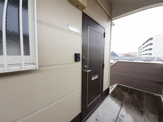 落ち着いたエントランスです