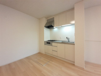 コンパクトなキッチンで掃除もラクラク