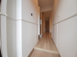 明るい玄関です