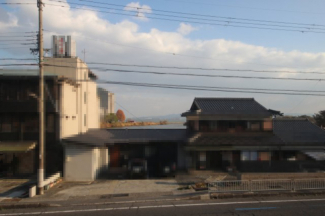 2025年12月撮影　二階からの眺望、東側