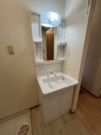 【洗面所】