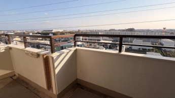 南側の眺望も綺麗に抜けているので解放感があります。