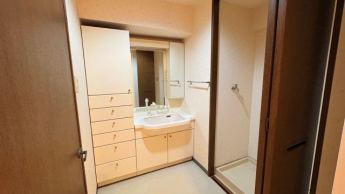 大変丁寧にお使い頂いていますが、お好きにリフォームして頂けます。