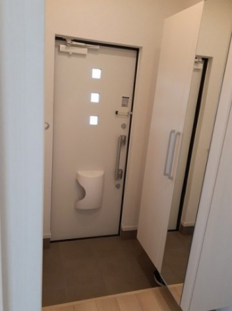 【玄関】