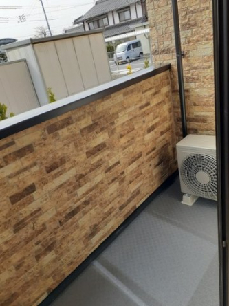 【バルコニー】