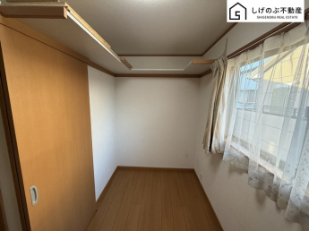 納戸とWICがあるので収納には困りません♪