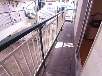 【バルコニー】