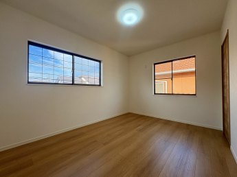 洋室約6.0帖（西側）