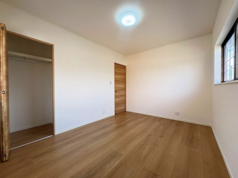 洋室約6.0帖（西側）