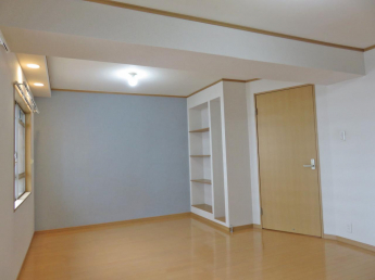 守山市浮気町の中古マンションの画像